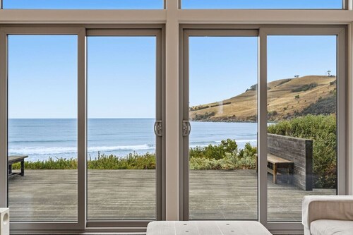 Beachfront Escape in Clifton