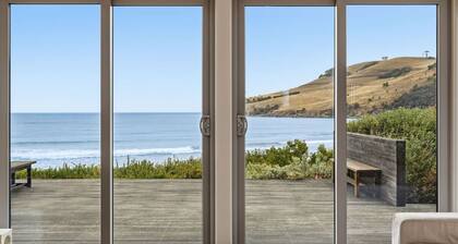 Beachfront Escape in Clifton