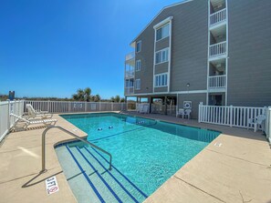 Pool - Cherry Grove. 2 bedroom oceanfront condo. Pool. (North Myrtle Beach)