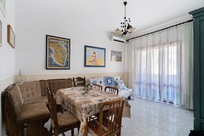 Dining - Holiday Home 'Lido Conchiglie' with Balcony and Air Conditioning (Conchiglie-Alto Lido)