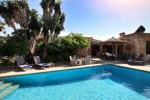 Pool - Villa Can Tia in Pollensa with Pool, Garden & Wi-Fi (Illes Balears)