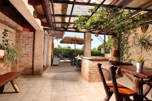 Outdoor dining - Villa Can Tia in Pollensa with Pool, Garden & Wi-Fi (Illes Balears)
