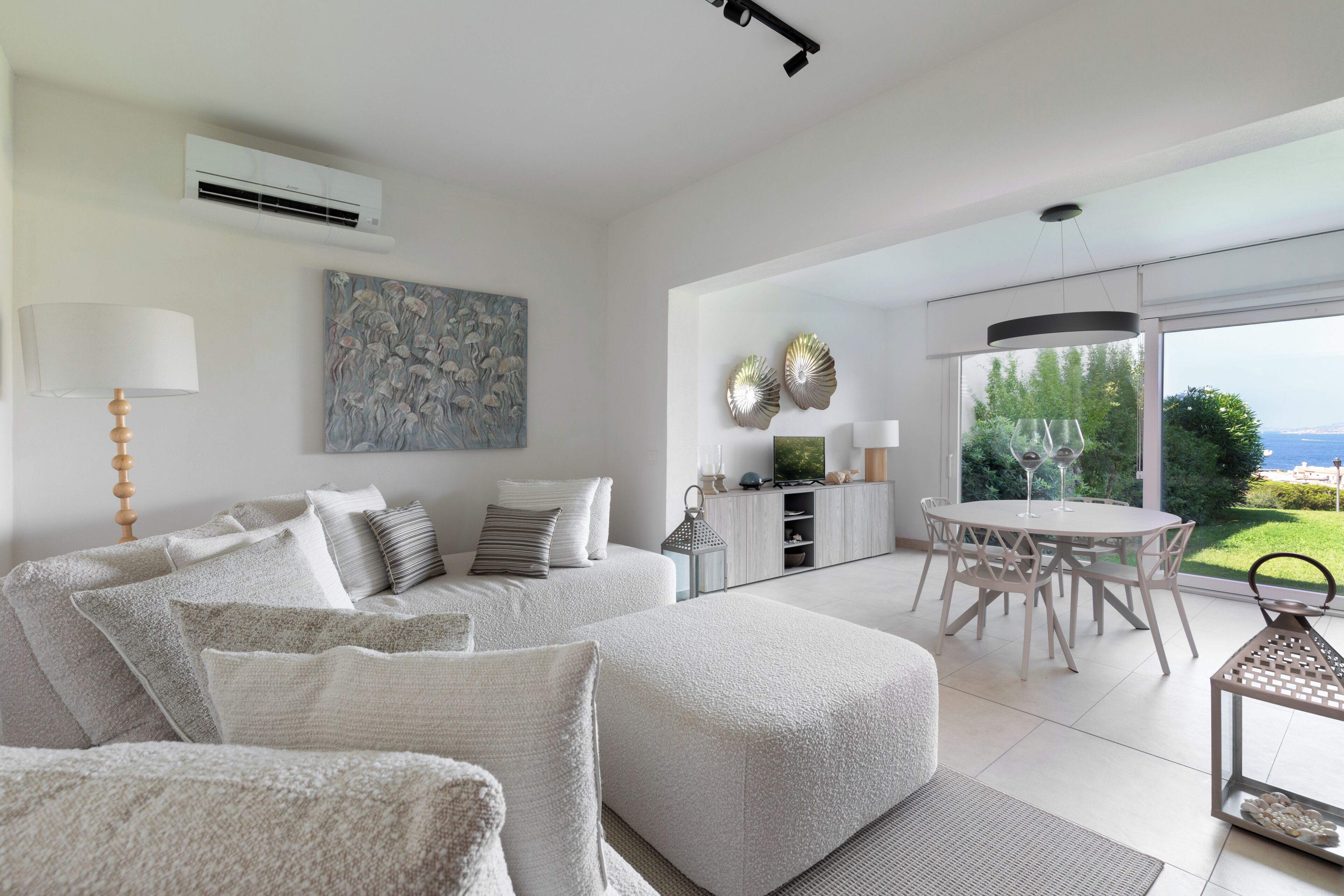 Apartment, 2 Bedrooms, Sea View | Living area