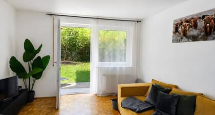 Ferienwohnung Lake Loft Salzburg – Privater Garten, hundefreundlich & WLAN