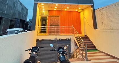 Hotel Harmony Heaven By Rk Palace
