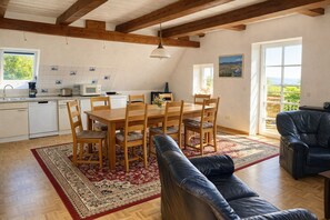 Interior - Hof Kracht - "Tromper Wiek" apartment for 6(-8) persons with balcony & Baltic Sea view (Putgarten)