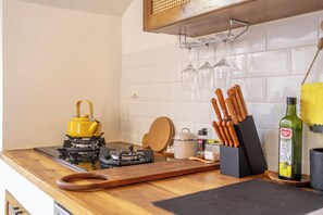 Villa | Private kitchen | Coffee/tea maker, electric kettle, dining tables - Park Homei (Pecatu)