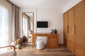 Deluxe Room, Pool View | Interior - Fiora Alacati (Çeşme)