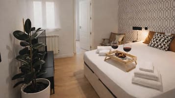 Appartement Standard, 1 lit double, climatisation | Couette en duvet d'oie, fer et planche à repasser