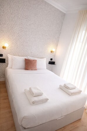Down duvets, iron/ironing board, cots/infant beds, free WiFi - Collection Madrid Rio (Madrid)