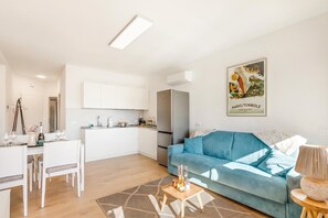 Apartamento família, vários quartos (Bella Vista Apartment) | Área de estar