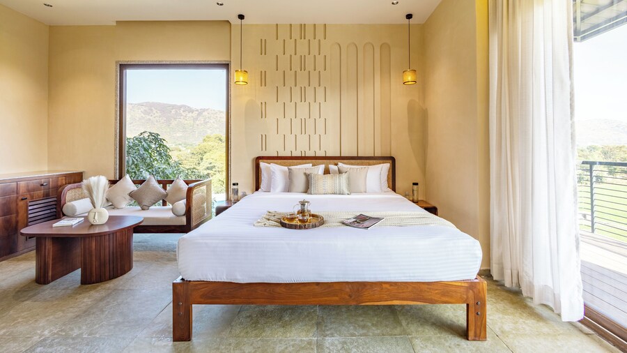 ELIVAAS Cows & Cuddles 4 BHK