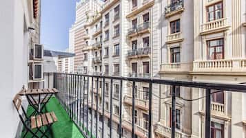 Superior Apartment, City View | Terrace/patio