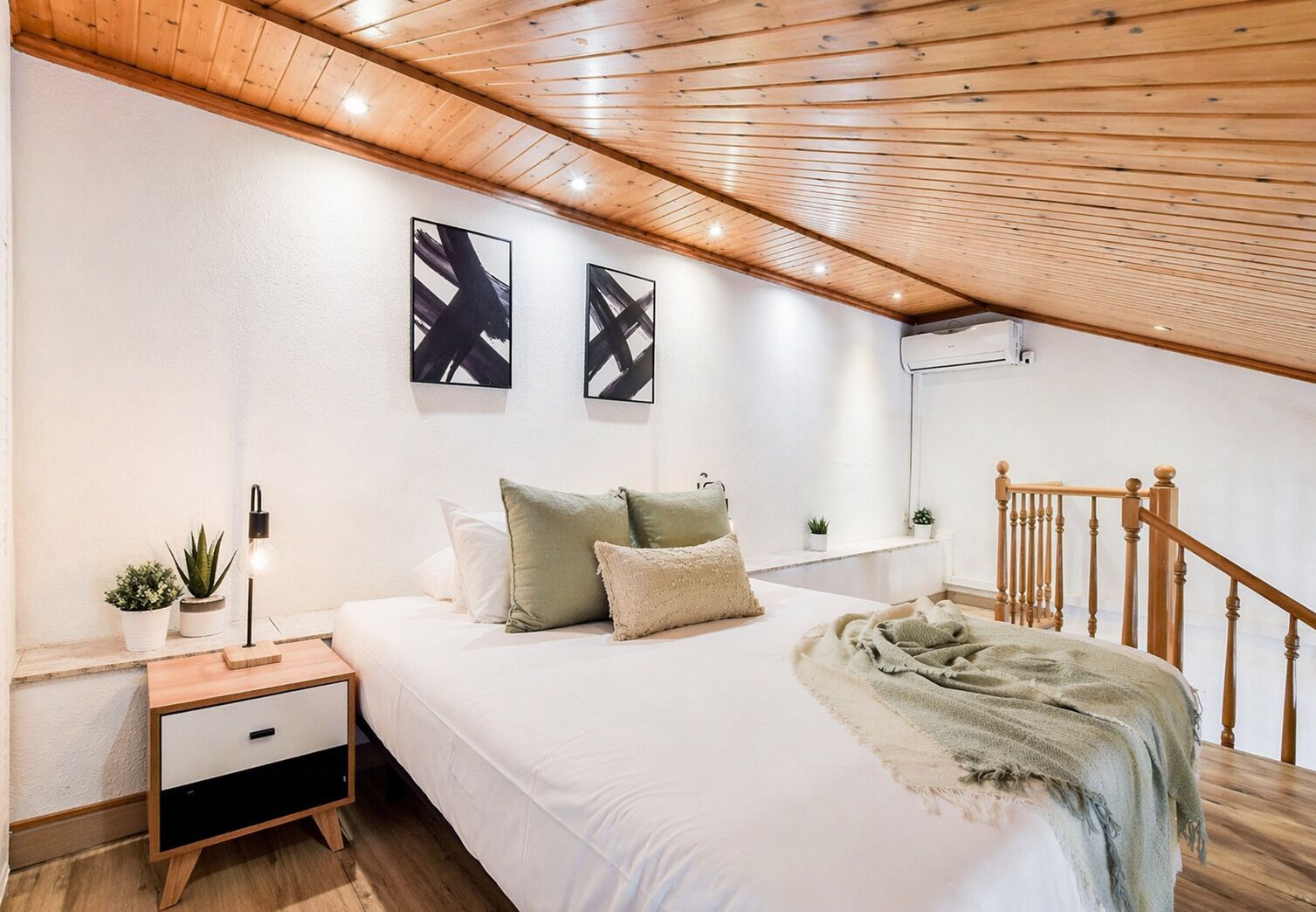 Superior Apartment, City View