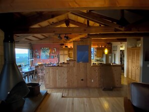 Interior - Starboard Sunset – Coastal Views, Hot Tub & Private Retreat (Bodega Bay)