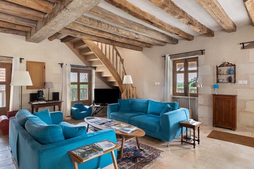 Le Trianon Isabelle de Maillé – Gîtes Relais du Château de Sonnay