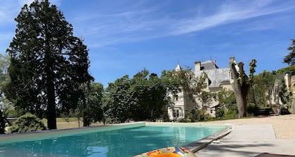 La Loge Fernand de Saint-Éxupéry – Near Chinon with Pool