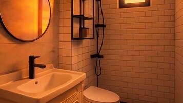 Shower, bidet, towels, soap