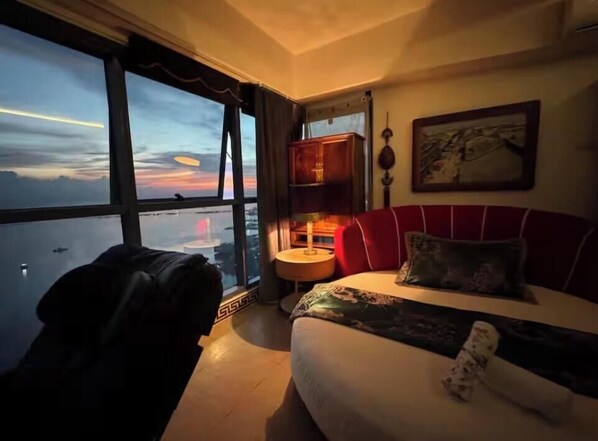 2 bedrooms, iron/ironing board, WiFi - 康宿·夕观居｜日落海景双卧套房
KanStay Sunset View | 2BR Sunset Ocean View Suite (Manila)