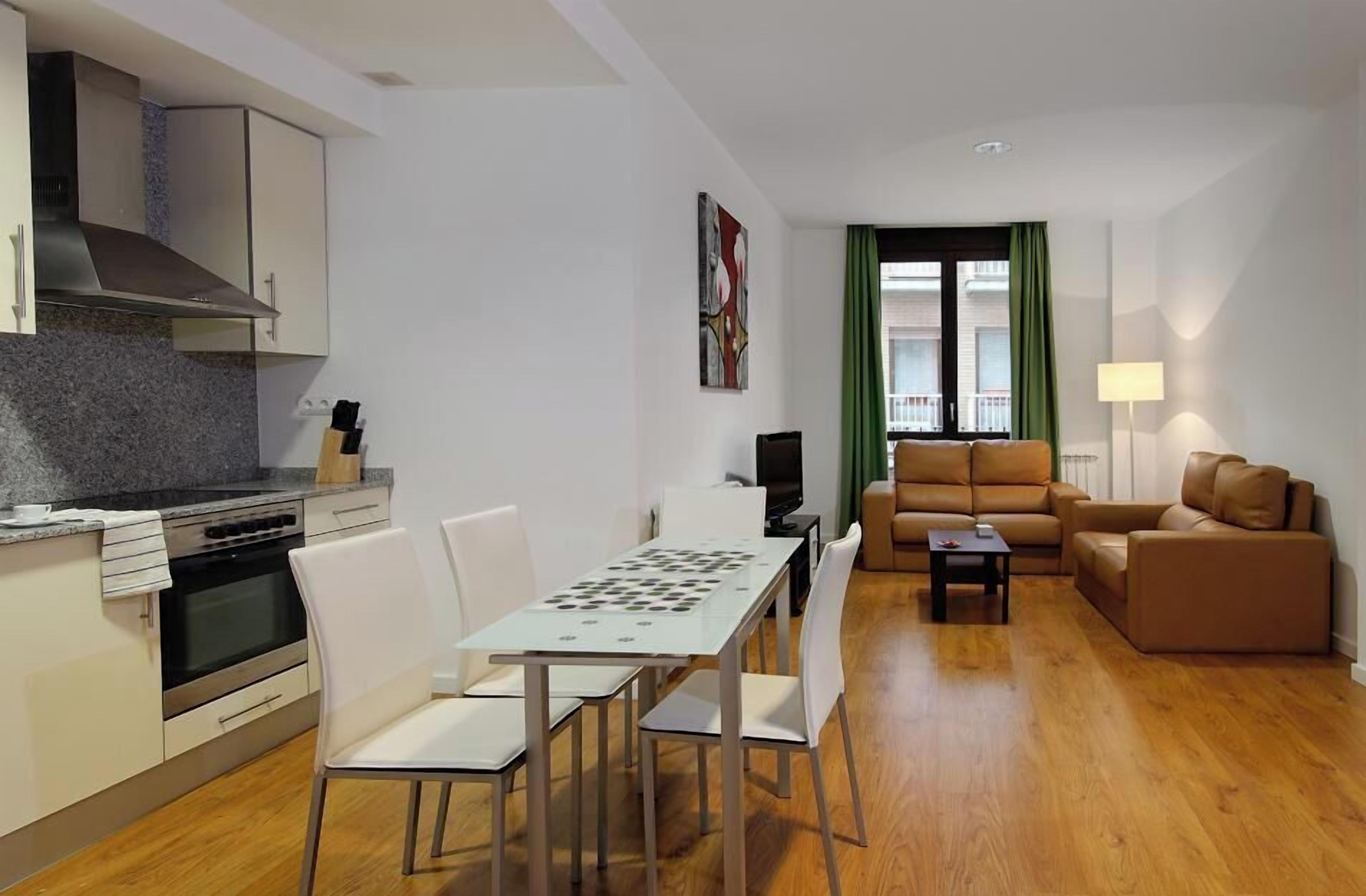 Apartemen, pemandangan kota | Area keluarga