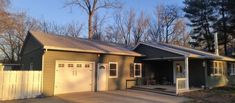  Adorable 3-bedroom cottage
 4.97 rating on other site.   you will love it.