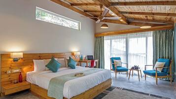 Standard Double Room, Patio, Garden View | In-room safe, desk, iron/ironing board