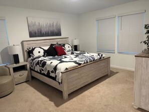 3 bedrooms, desk, travel cot, free WiFi - Golf Lovers Paradise in lovely St. Augustine (St. Augustine)