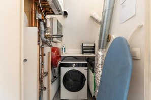 Loft, City View | Interior - Ridderspoor Holiday Apartments (Brugge)