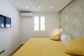 1 chambre, fer et planche à repasser, Wi-Fi gratuit, draps fournis