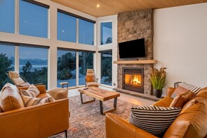 Living area - LA-PLANQUE-BORÉALE (Petite-Rivière)