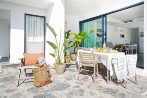 Outdoor dining - 1.1 Amapola Coral - Front Line Beach with Ter (Maspalomas)