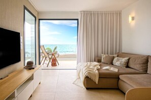 TV - 1.6 Amapola Moon - beachfront comfort. (Maspalomas)
