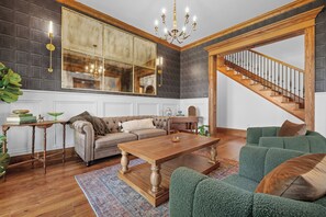 Living area - Above Iris Estate | 100+ Acres | Pool/Spa | Private | Luxury (Dickson)