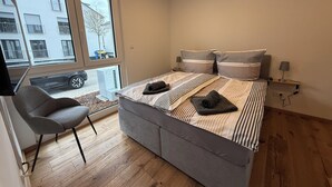 Uklassifisert bilde, 3 av 6, knapp