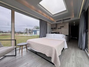 1 bedroom, free WiFi, bed sheets - One-of-a-kind tiny home designed for an unforgettable stay by the beautiful San Jacinto River (Highlands)