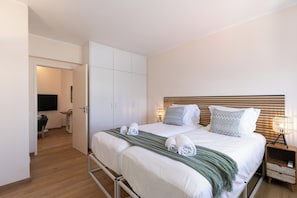 2 bedrooms, WiFi, bed sheets - Atlântico Azul - Apartment E (Lagos)