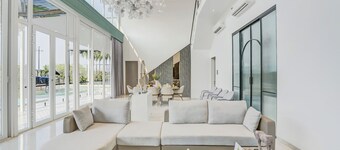 ELIVAAS Meraki Luxe 6BHK Glass Villa