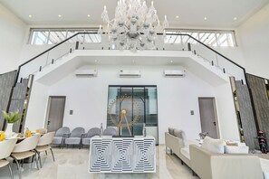 Lobby - ELIVAAS Meraki Luxe 6BHK Glass Villa (Lonavala)