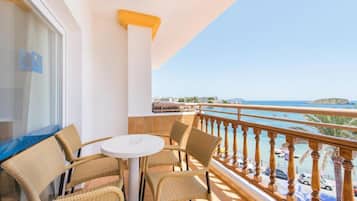 Apartment, 2 Bedrooms, Sea View | Terrace/patio