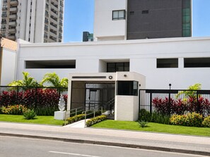 Exterior - Golden Shop Home Service- Flat - Boa Viagem (Recife)
