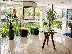 Interior - Flat Golden Home shopping 2806 (Recife)