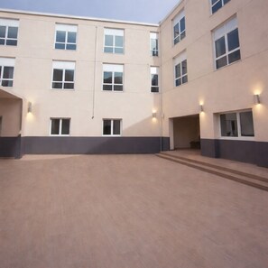 Exterior - Aparthotel Fuenlabrada Central (Fuenlabrada)