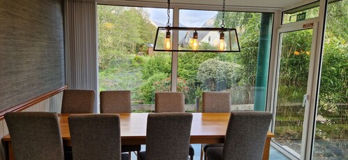 Hawthorn in Glencoe Village