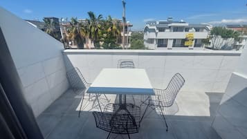 Familien-Loft, Balkon, Poolblick | Kostenloses WLAN