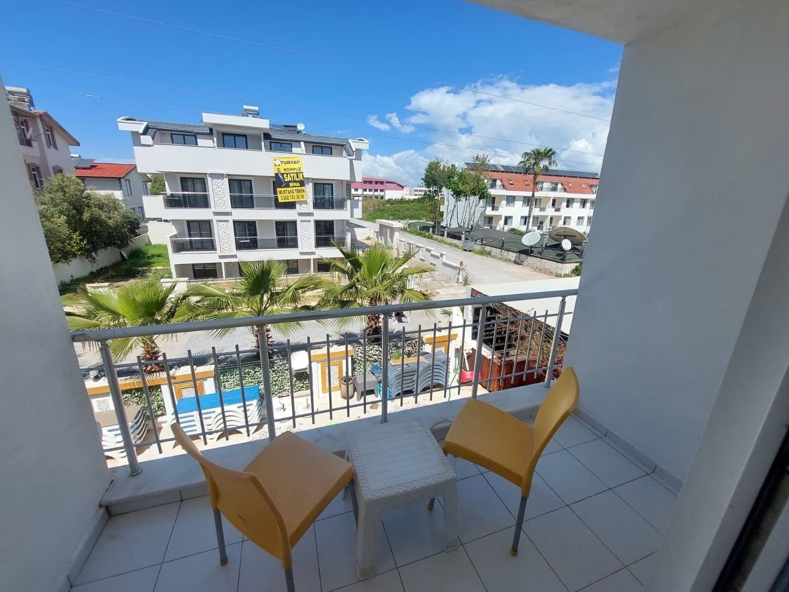 Rom – standard, bassengutsikt