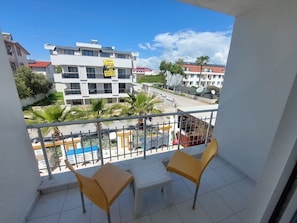 Standard Room, Pool View