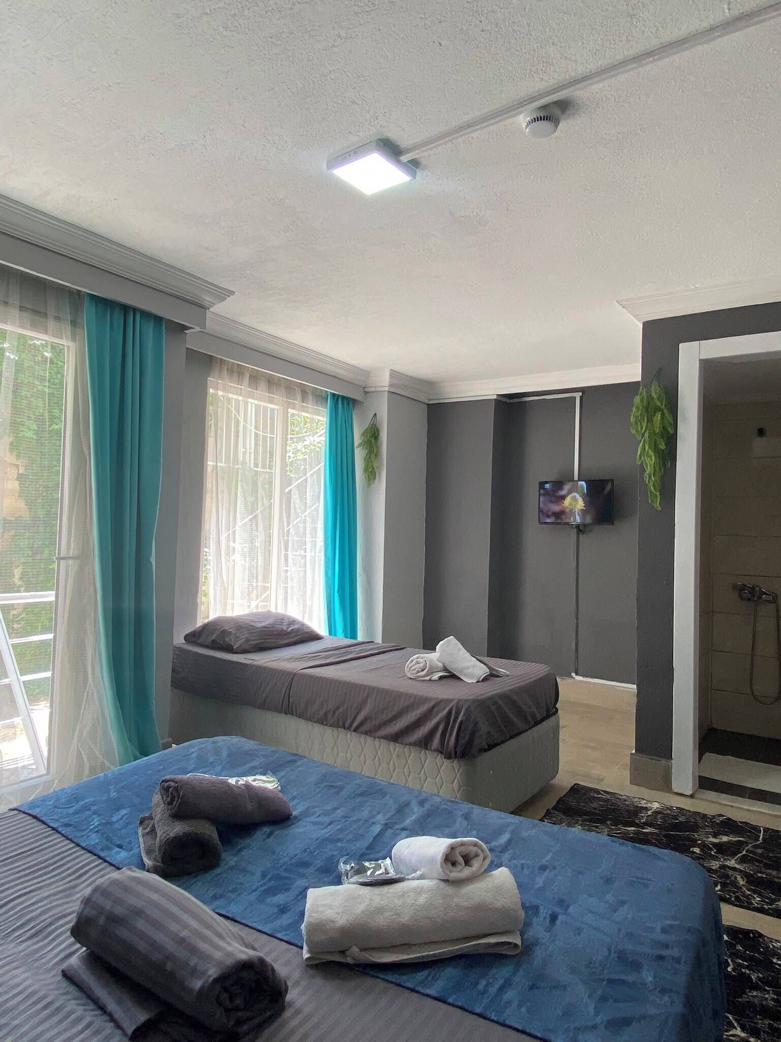 Economy Basement Floor Triple Room | Gratis wi-fi