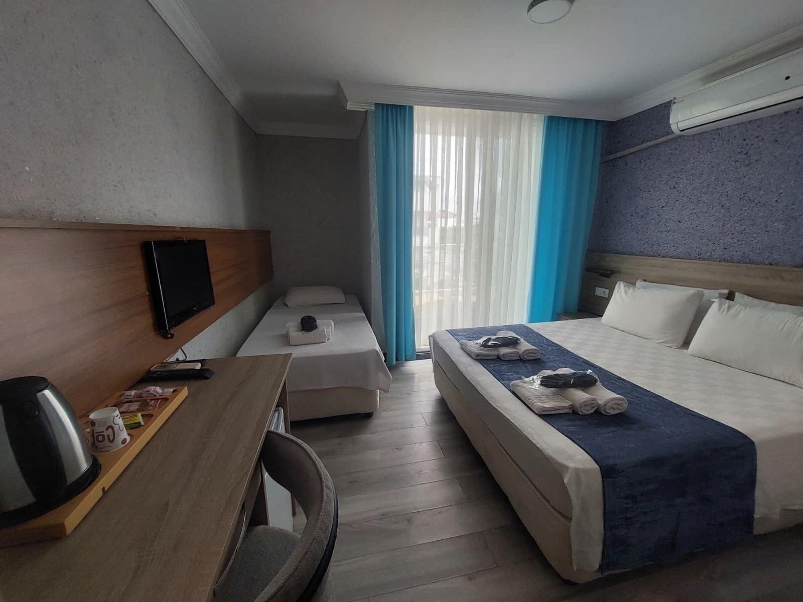 Triple Room, Balcony, Pool View