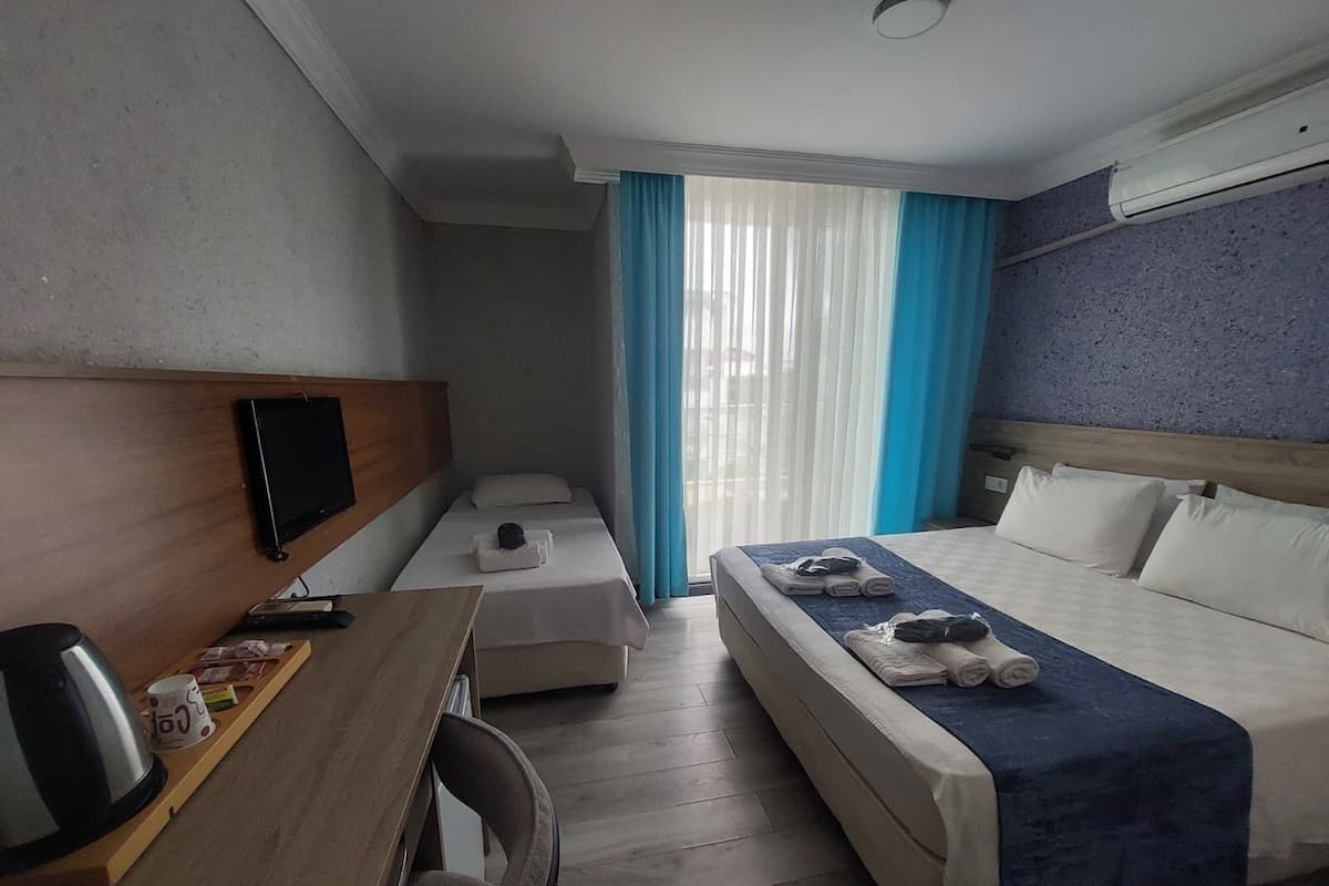 Triple Room, Balcony, Pool View