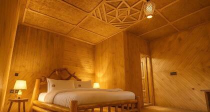 Bunyonyi Luxury Resort